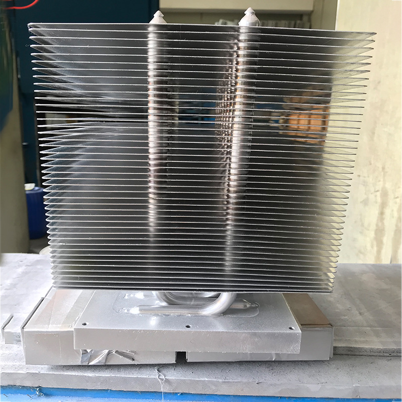 铝板热管散热器